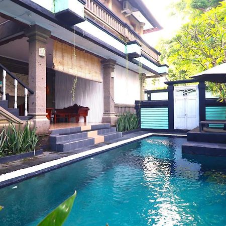 Villa Happy Jimbaran Bagian luar foto