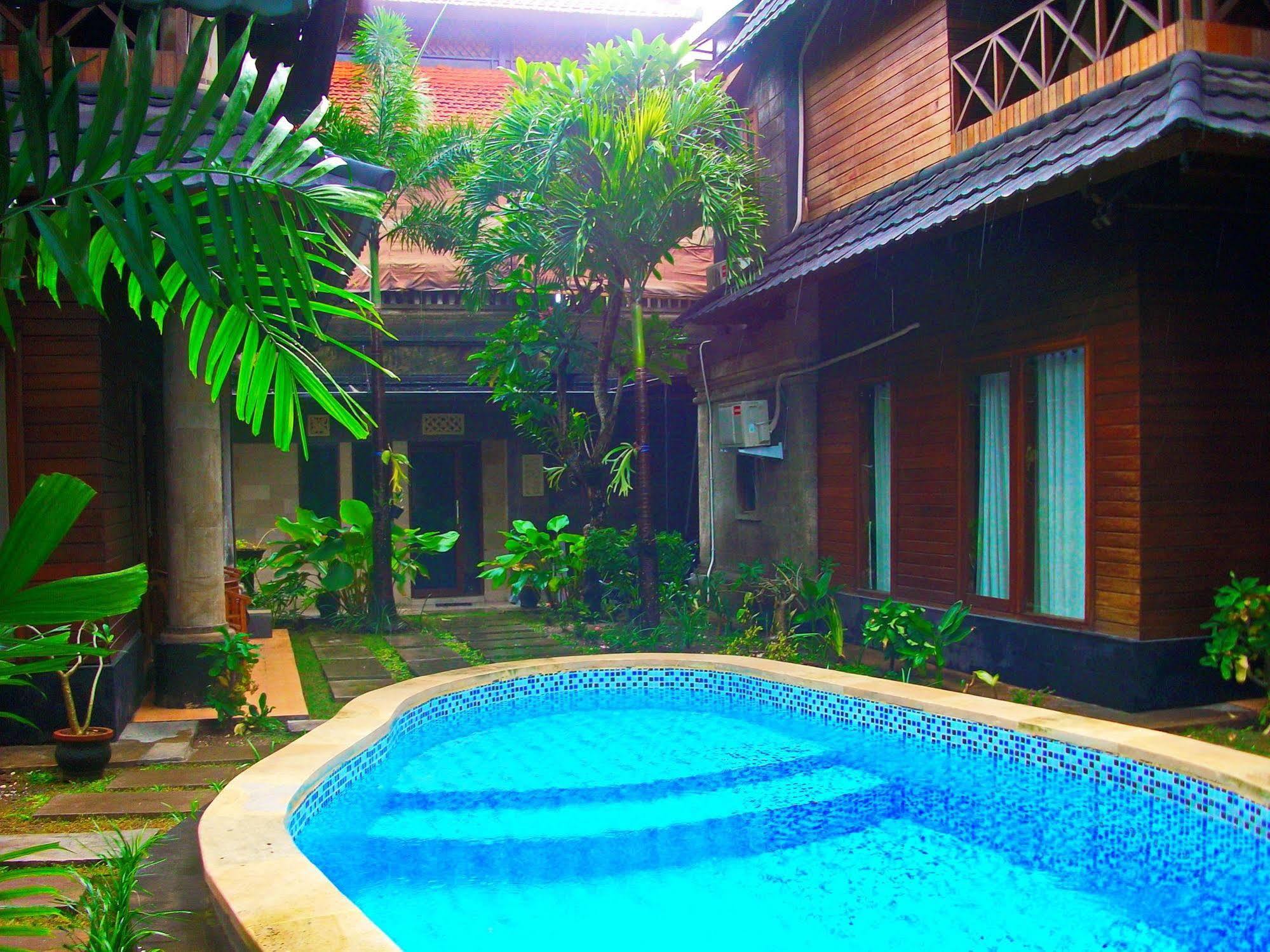 Villa Happy Jimbaran Bagian luar foto