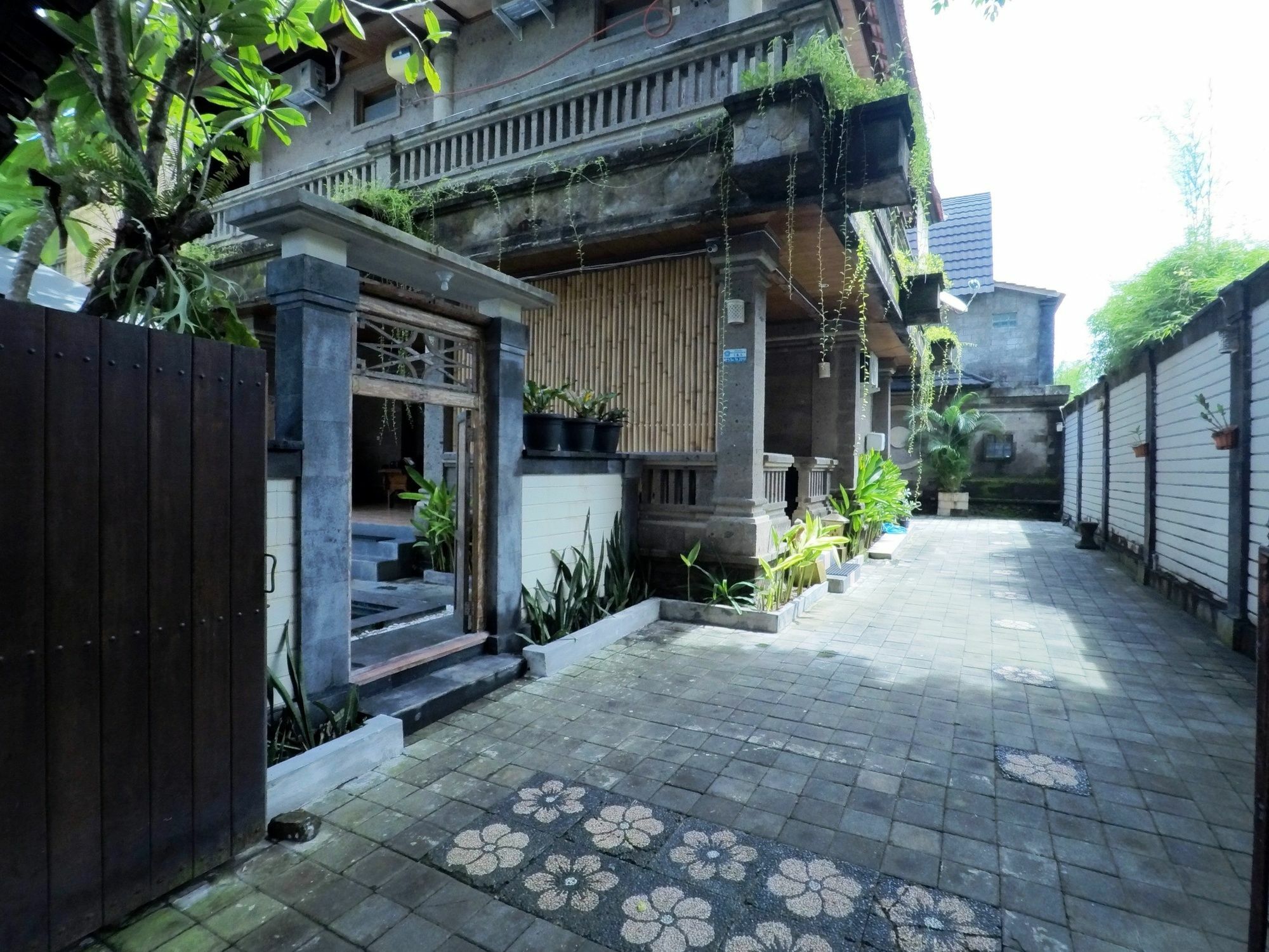 Villa Happy Jimbaran Bagian luar foto